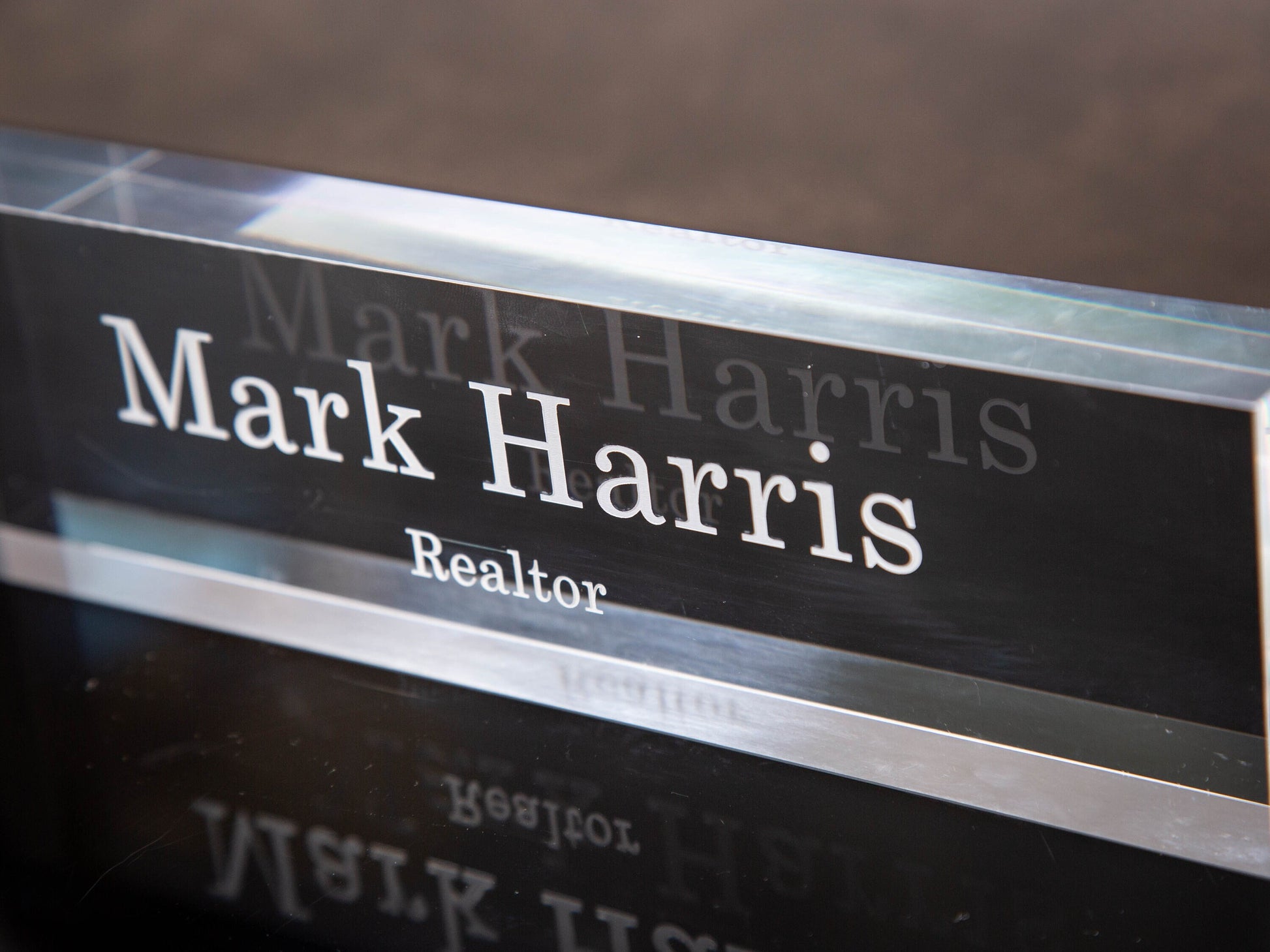 Engraved Desk Block - Minimal Executive Desk CEO Sign, Real Estate Teacher Name Sign, New Job Office Decor, Staff Employee, Dad Gift Ideas