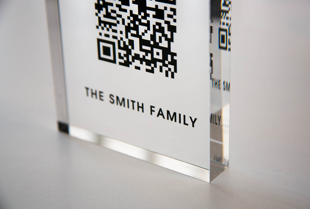 Personalized Acrylic QR Code Wifi Sign (Design 4) - Custom Welcome Internet Sign for Airbnb Vacation Rental Guestroom Visitor Small Business