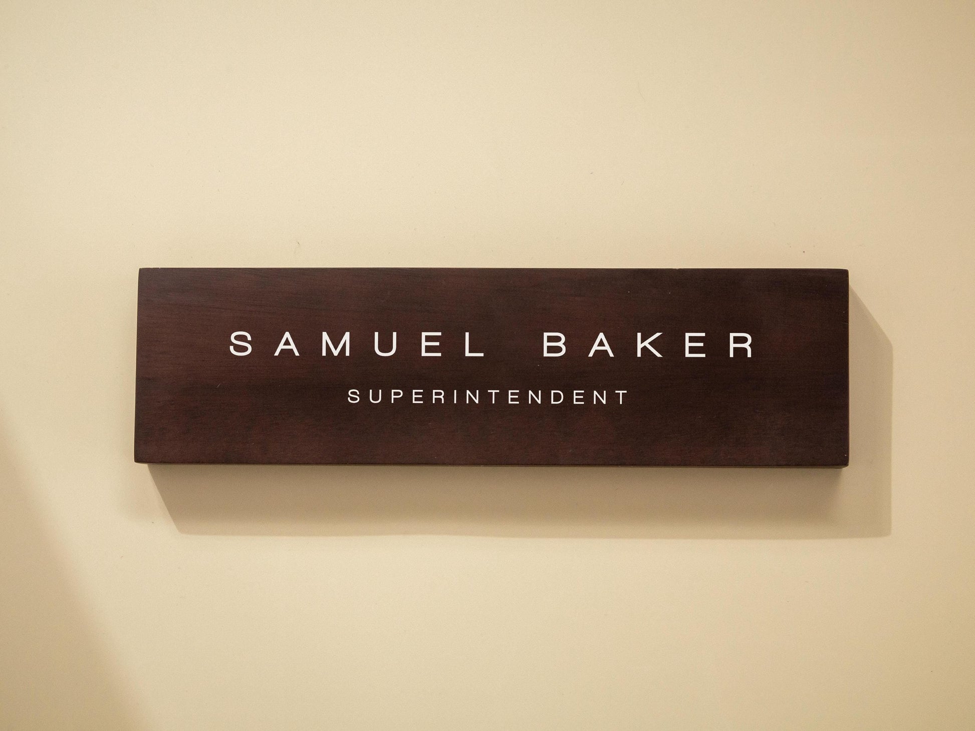 Stick On Wood Wall Name Plate (D3)- Personalized Door Office Sign New Job Room Label CEO Boss Staff Teacher Corporate Promotion Gift