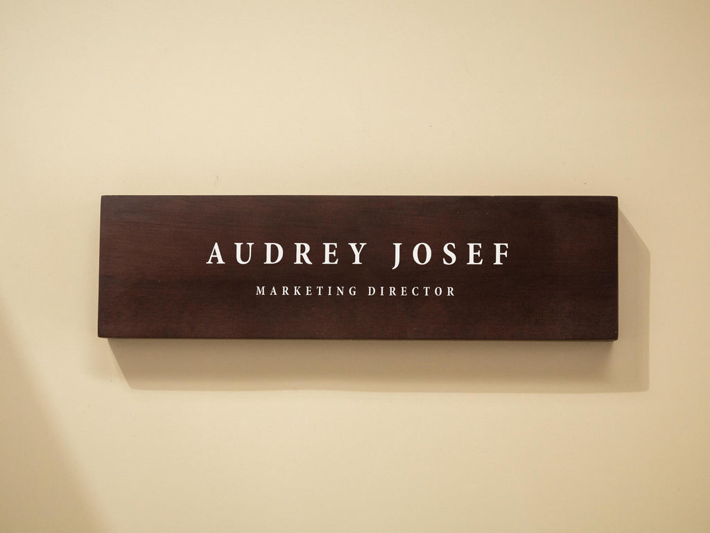 Stick On Wood Wall Name Plate (D1) - Personalized Door Office Sign New Job Room Label CEO Boss Staff Teacher Corporate Promotion Gift